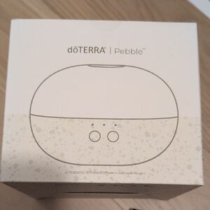 doTERRA Pebble Diffuser in White and Tan